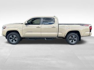 Used 2018 Toyota Tacoma TRD Sport AWD/4WD video 2