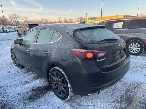 Used 2018 MAZDA MAZDA3 Grand Touring w/ Premium Equipment Package image 4