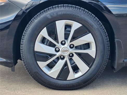 Used 2022 Nissan Altima 2.5 S FWD image 8