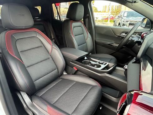 New 2026 Chevrolet Equinox RS FWD image 23