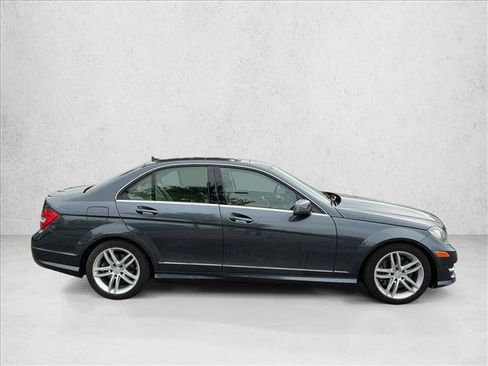 Used 2014 Mercedes-Benz C 300 4MATIC Sedan image 4