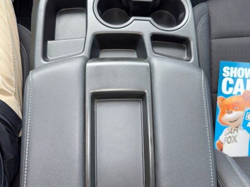 Used 2024 Chevrolet Silverado 1500 Custom image 18