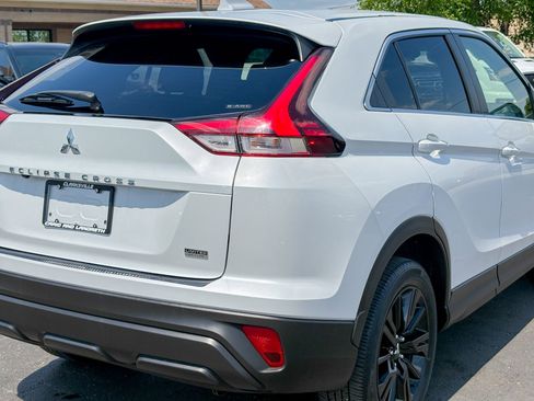 Used 2023 Mitsubishi Eclipse Cross LE AWD/4WD image 17