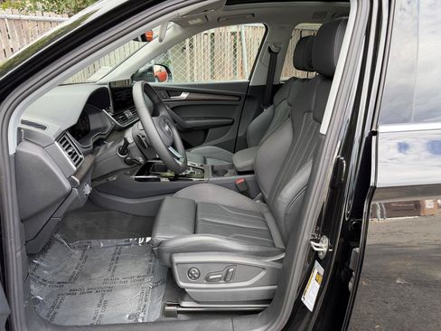 Used 2025 Audi Q5 e Premium AWD/4WD image 4