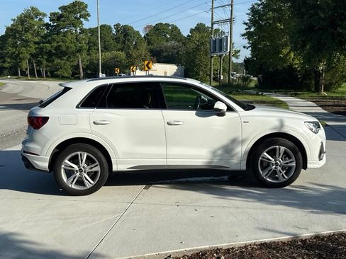 Used 2023 Audi Q3 2.0T Premium Plus w/ Premium Plus Package AWD/4WD image 8