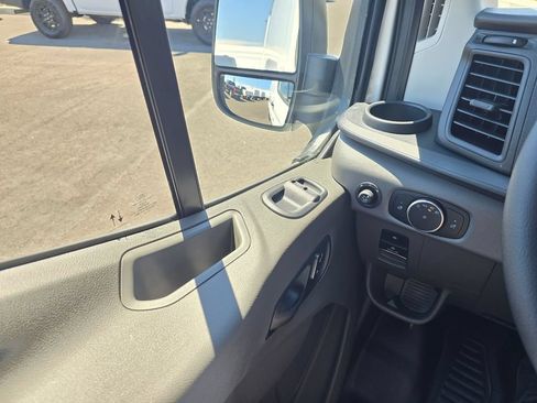 New 2026 Ford Transit 250 148 High Roof RWD image 28