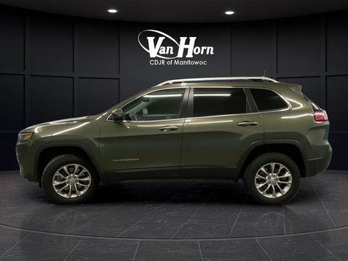 Used 2019 Jeep Cherokee Latitude Plus w/ Comfort/Convenience Group image 12