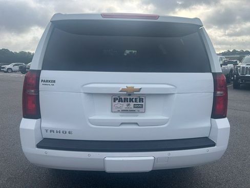 Used 2020 Chevrolet Tahoe LT w/ Luxury Package RWD image 7