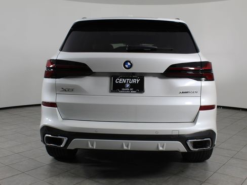 New 2026 BMW X5 xDrive40i w/ M Sport Package image 10