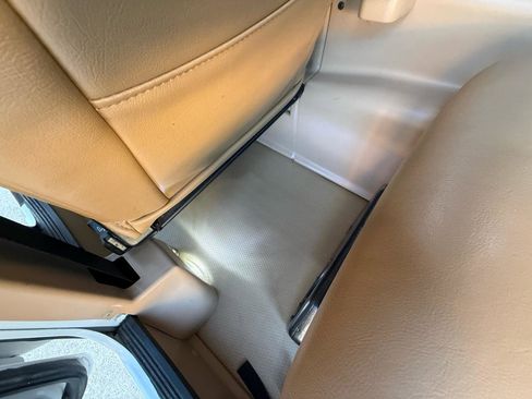 Used 2001 HUMMER H1 4-Door Hard Top image 46