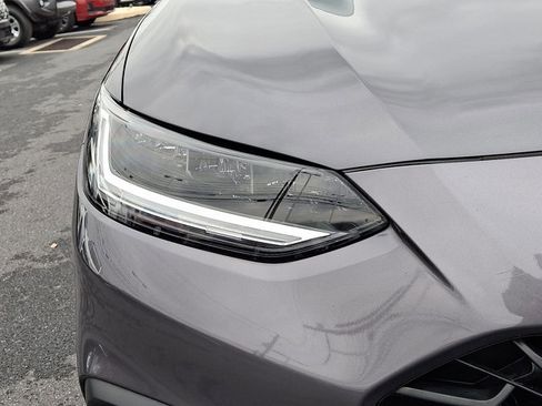 Certified 2023 Honda HR-V LX image 9