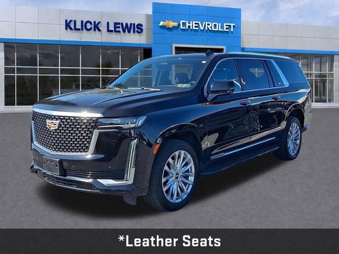 Used 2023 Cadillac Escalade ESV Luxury AWD/4WD image 3
