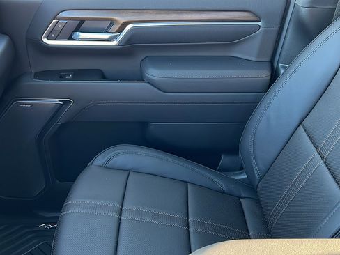 New 2026 Chevrolet Silverado 3500 High Country w/ High Country Premium Package image 23