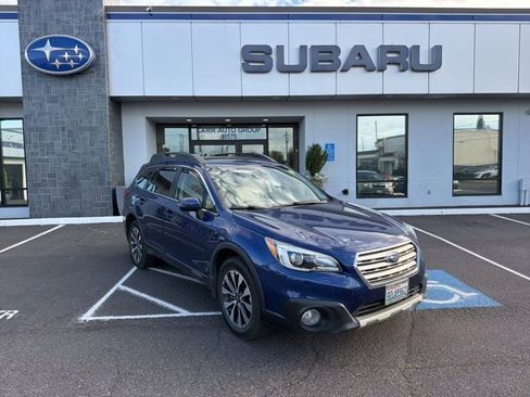 Used 2017 Subaru Outback 2.5i Limited AWD/4WD image 1