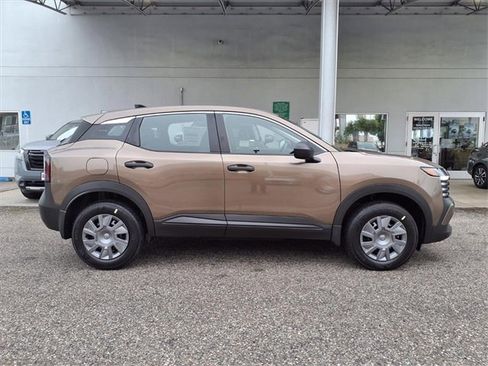 New 2026 Nissan Kicks S image 4