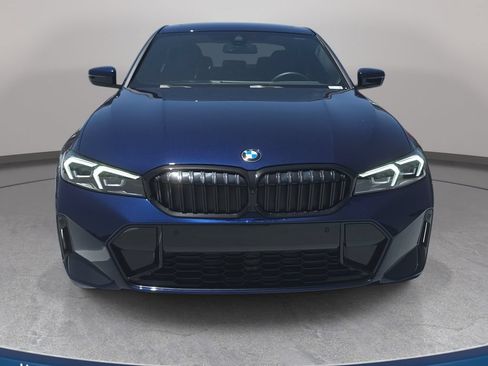 Used 2026 BMW 330i Sedan w/ M Sport Package RWD image 3