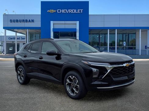 New 2026 Chevrolet Trax LT FWD image 3