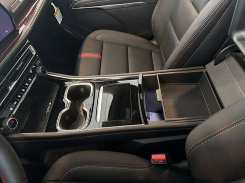 New 2026 Chevrolet Traverse RS image 27