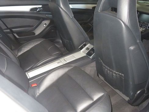 Used 2010 Porsche Panamera Turbo image 29