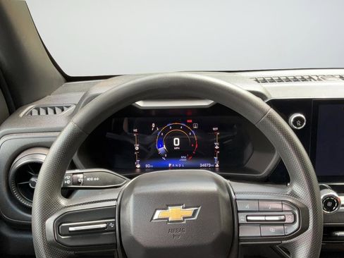 Used 2023 Chevrolet Colorado W/T RWD image 14