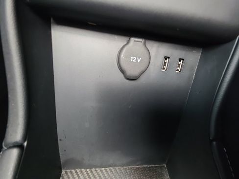 Used 2015 Tesla Model S 85D image 31