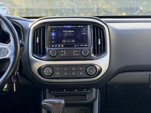 Used 2020 Chevrolet Colorado LT w/ LT Convenience Package image 23