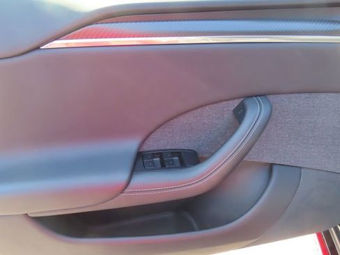 Used 2022 Tesla Model S Plaid AWD/4WD image 11