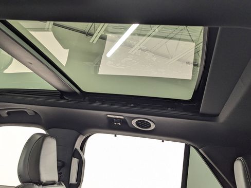 Certified 2023 Ford Explorer ST image 20