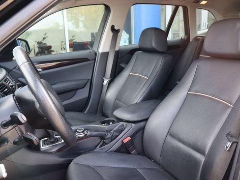 Used 2013 BMW X1 xDrive28i w/ Ultimate Pkg AWD/4WD image 10