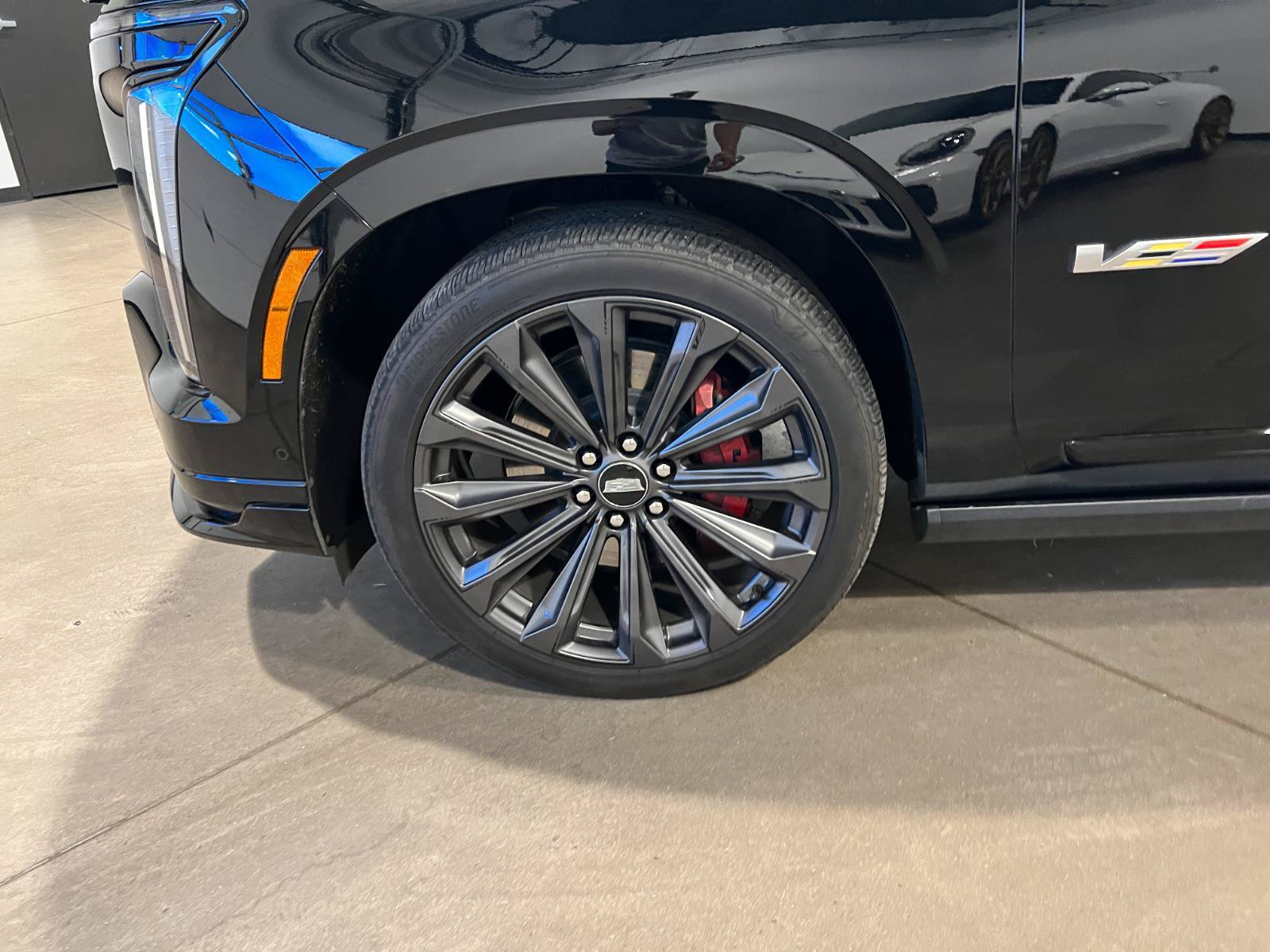 Used 2026 Cadillac Escalade V AWD/4WD image 54
