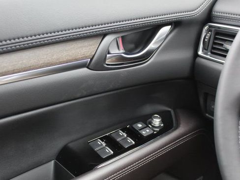 New 2025 MAZDA CX-5 Signature image 22