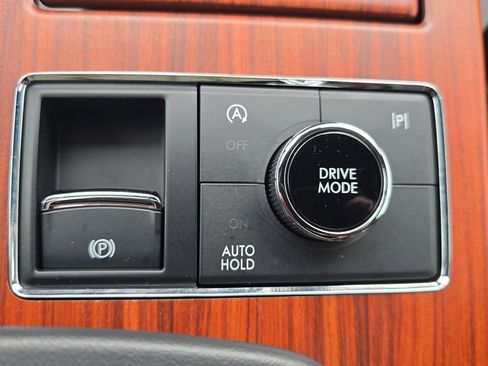 Used 2024 Lincoln Navigator L Reserve image 33