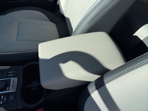 Used 2023 Subaru Forester Premium image 14