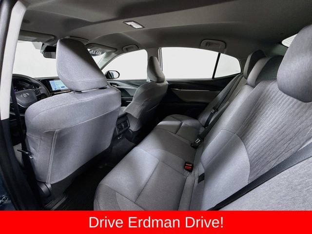 Used 2026 Toyota Camry LE FWD image 10