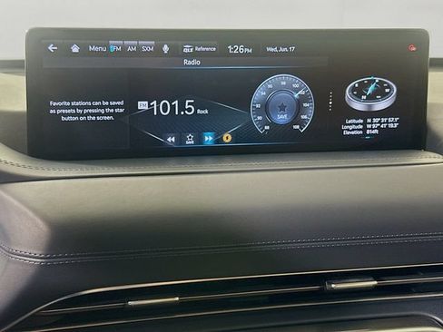 Used 2022 Genesis GV80 2.5T w/ Prestige Package 04 AWD/4WD image 15
