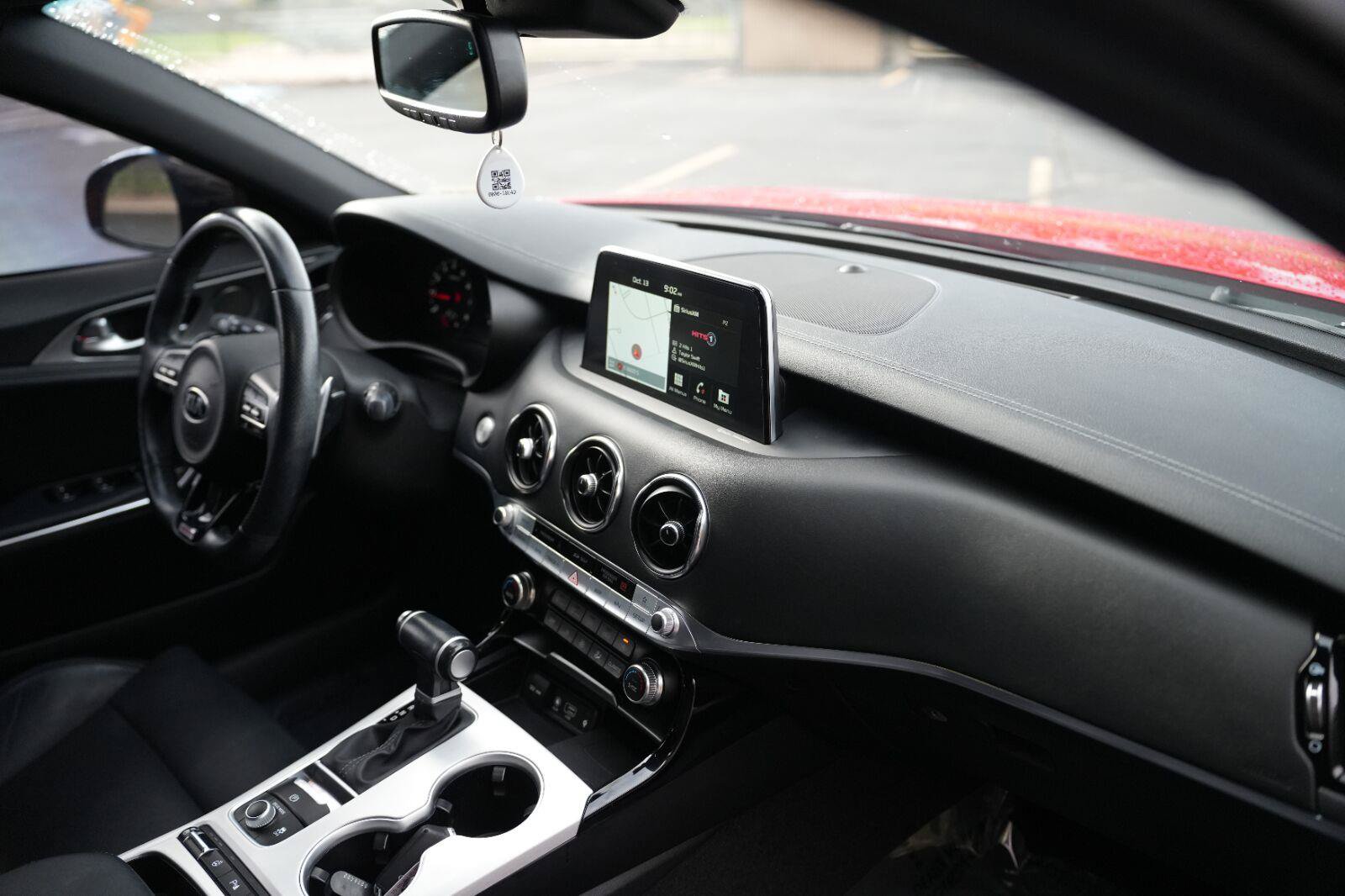 Used 2021 Kia Stinger GT1 AWD/4WD image 26