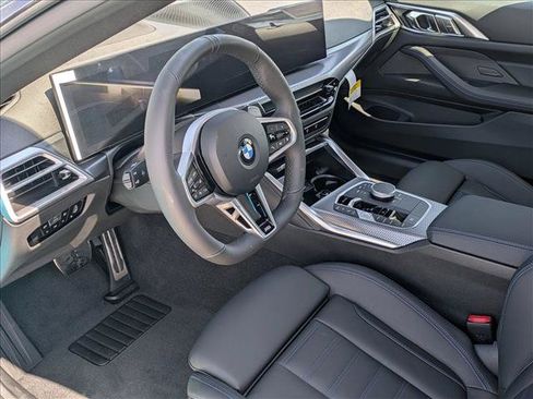 Used 2026 BMW 430i xDrive Coupe w/ M Sport Package AWD/4WD image 3