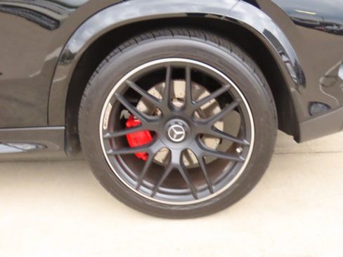 Used 2022 Mercedes-Benz GLE 63 AMG S image 16