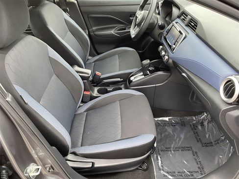 Certified 2023 Nissan Versa SV image 9