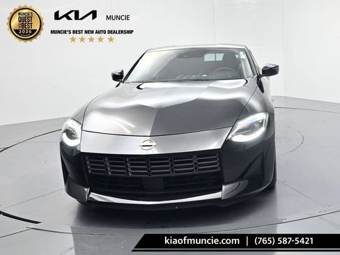 Used 2024 Nissan Z Performance w/ Floor Mat Package RWD image 3
