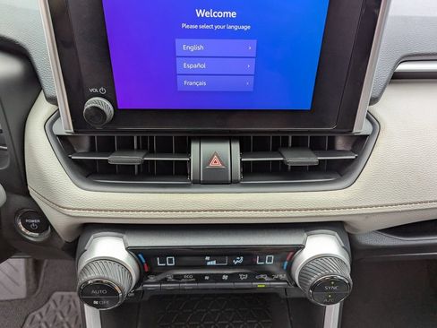 Used 2023 Toyota RAV4 XLE AWD/4WD image 22