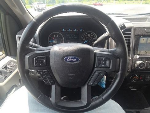 Used 2017 Ford F150 XLT w/ Equipment Group 302A Luxury AWD/4WD image 35