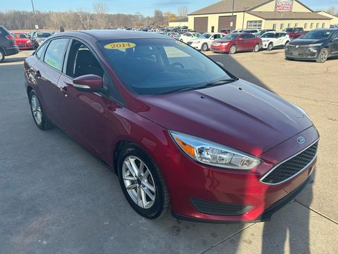 Used 2015 Ford Focus SE image 3