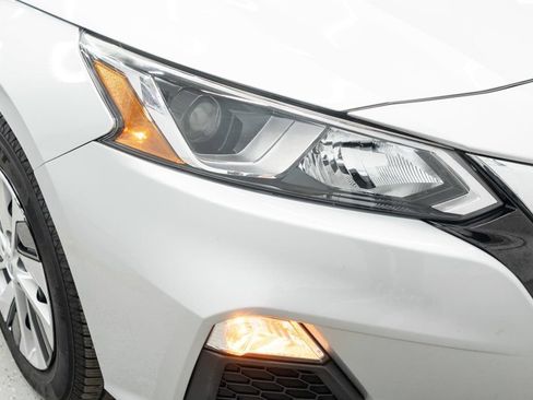 Used 2019 Nissan Altima 2.5 S AWD/4WD image 32