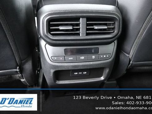 Used 2025 Honda Pilot EX-L image 37