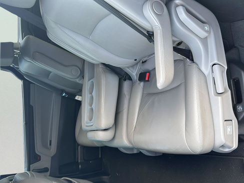 Used 2019 Honda Odyssey EX-L image 16