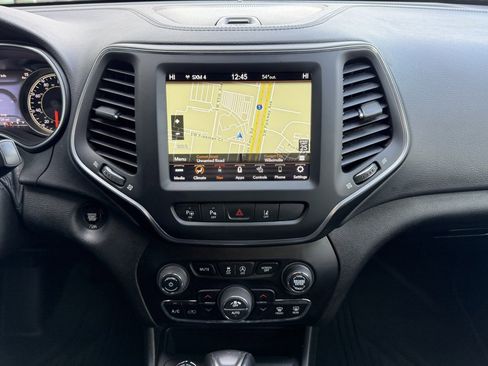 Used 2023 Jeep Cherokee Altitude Lux w/ Mopar Interior Package image 20