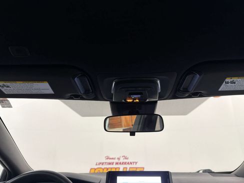 Used 2024 Toyota Corolla SE FWD image 20