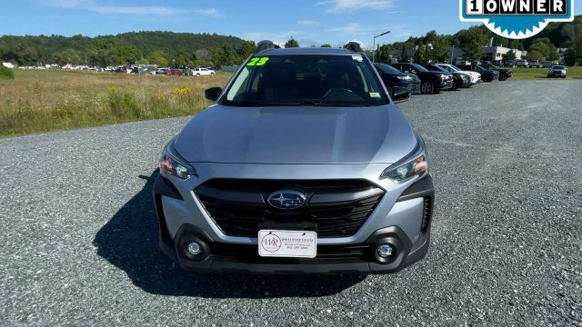 Used 2023 Subaru Outback Premium AWD/4WD image 3