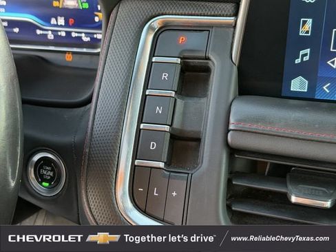 Used 2022 Chevrolet Tahoe RST AWD/4WD image 23